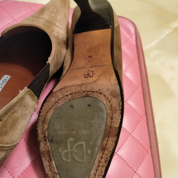 Suede pumps - Picture 3 of 15